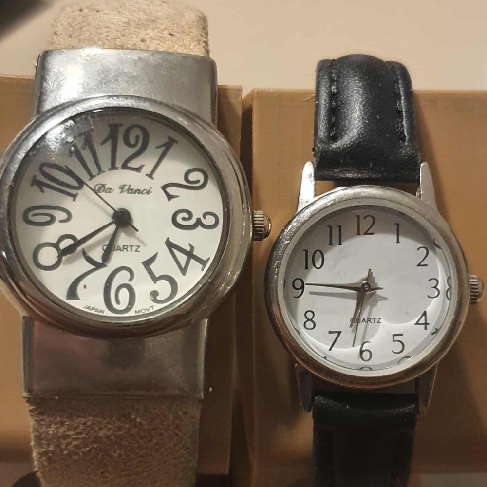 🦋10/$20🦋 Lot of 2 DaVanci & Accutime Women's Watches-Working